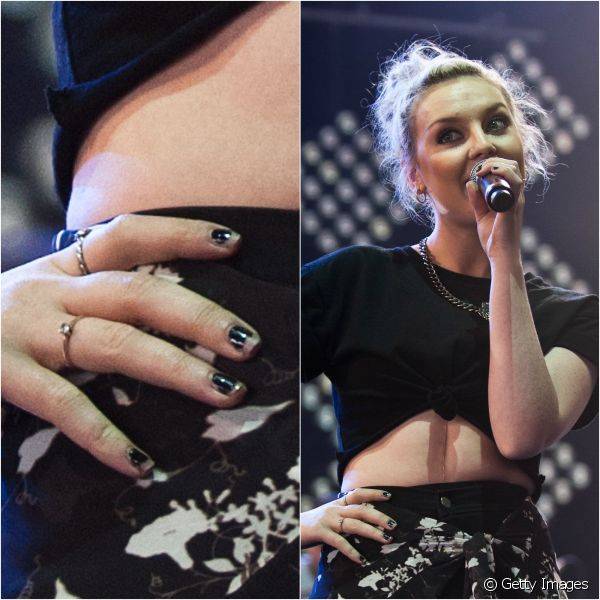 Quando se apresentou no palco do festival Isle of Wight, em 2013, Perrie escolheu um estilo podrinho para as m?os, usando as unhas descascadas